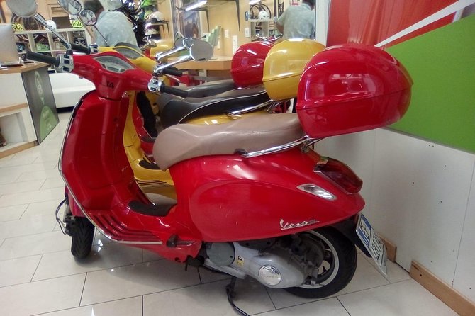 Vespa Motorcycle Rental in Florence - Rental Location and Access
