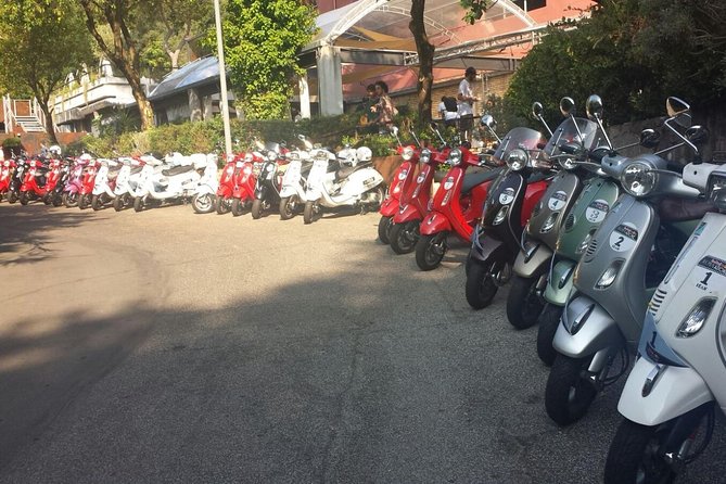 Vespa Rental in Rome for 24 Hours - Key Points