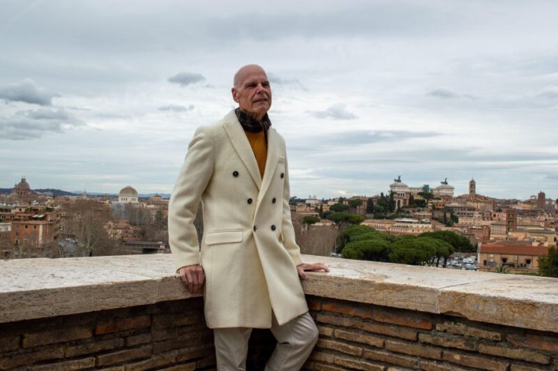 Vespa Scooter Tour in Rome With Pro-Photographer - Key Points