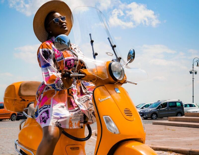 Vespa Tour in Rome & Professional Photoshoot - Booking and Availability