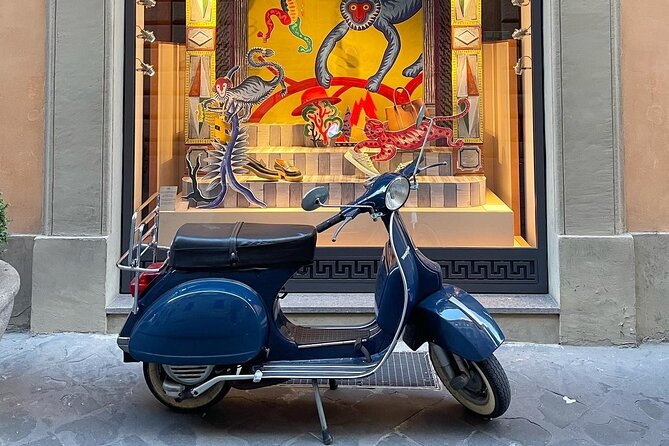 Vespa Tour in Rome With Nicolò - Key Points