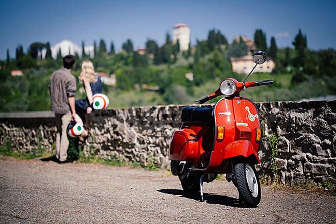 Vespa Tour in Tuscany (Guided) - Key Points