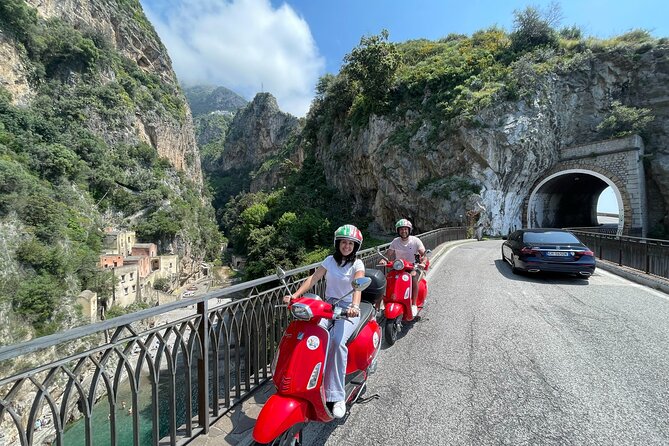 Vespa Tour of Amalfi Coast Positano and Ravello - Discovering Positano