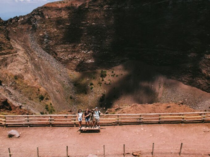Vesuvius and Herculaneum - Discovering Herculaneum