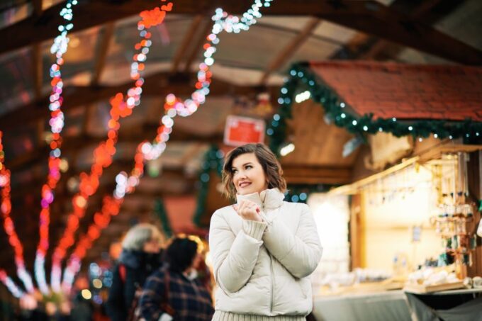 Vevey's Holiday Charm: A Festive Lakeside Stroll - Enjoying the Uferpromenade