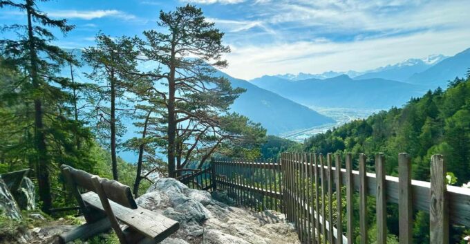 Via Cook, Steep Gorges and Lunch - Recommended Items