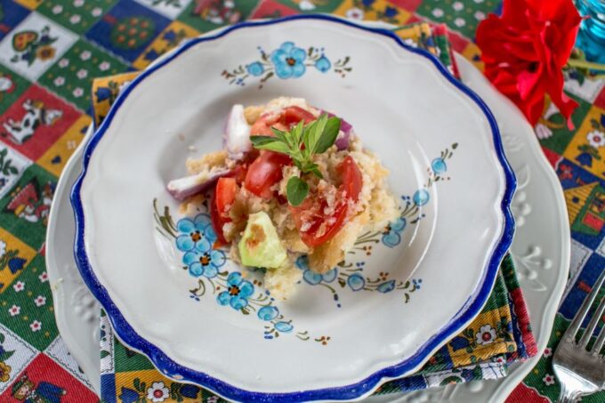 Viareggio: Dining Experience at a Locals Home - Menu and Beverages