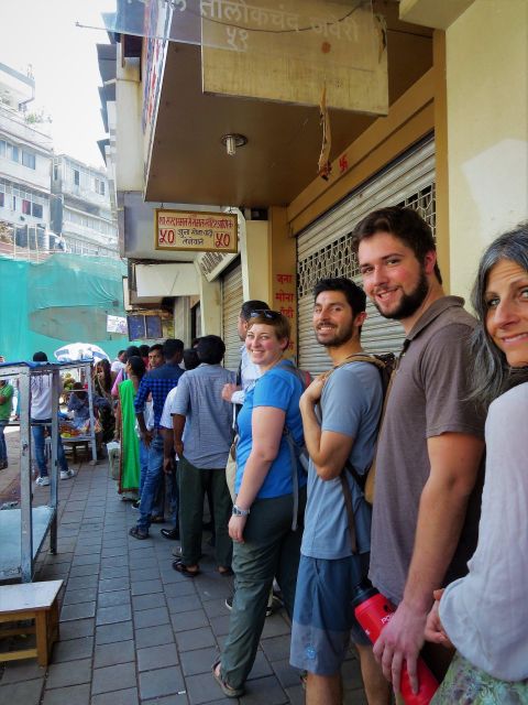 Vibrant Markets of Mumbai (2 Hours Guided Walking Tour) - Market Experiences