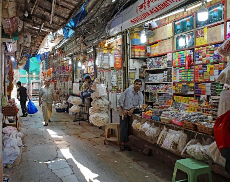 Vibrant Markets of Mumbai (2 Hours Guided Walking Tour) - Cultural Insights