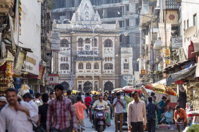 Vibrant Markets of Mumbai (2 Hours Guided Walking Tour) - Booking Flexibility