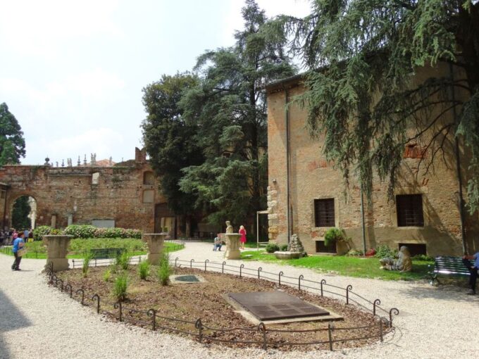 Vicenza: Palladian Architecture Private Walking Tour - Frequently Asked Questions