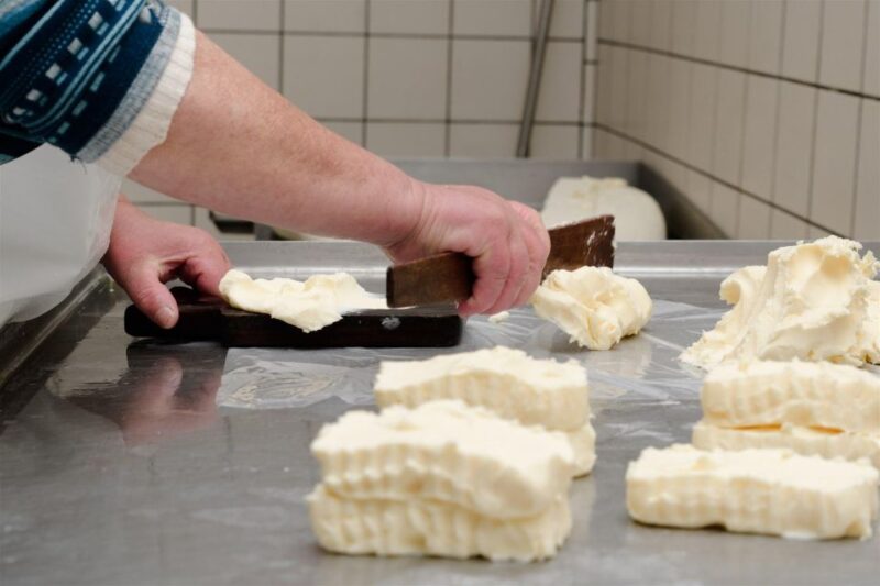 Vico Equense: Mozzarella Experience in a Real Cheese Factory - Tasting of Local Cheeses