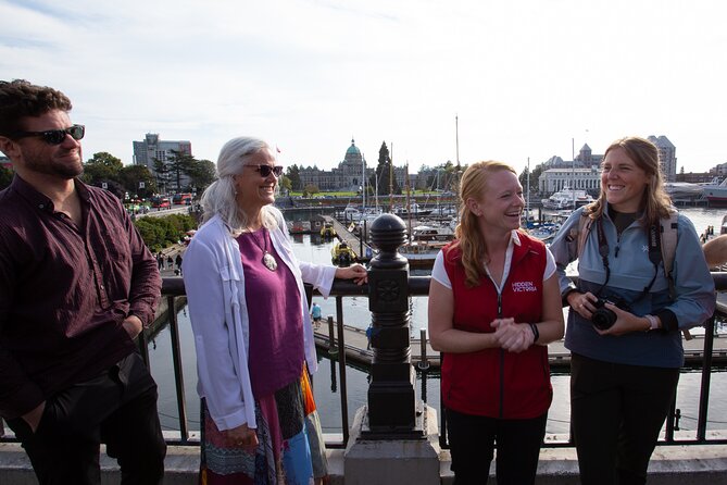 Victoria Bites & Sights - Meeting Point and Transportation