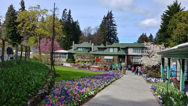 Victoria & Butchard Gardens Private Tour From Vancouver - Key Points
