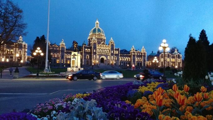 Victoria & Butchard Gardens Private Tour From Vancouver - Scenic Vistas