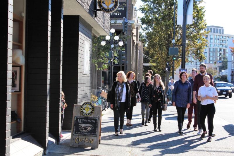 Victoria: Downtown Food and City Tour - Experience Highlights