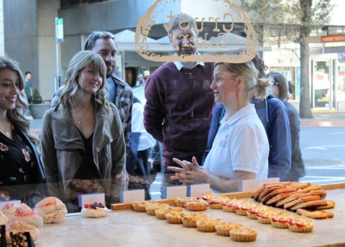 Victoria: Downtown Food and City Tour - Tour Duration and Price