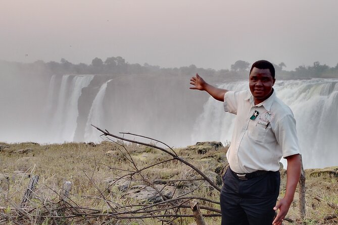 Victoria Falls Airport Pvt Transfers, Sundowner Cruise & Tour of the Falls Combo - Pickup and Drop-off