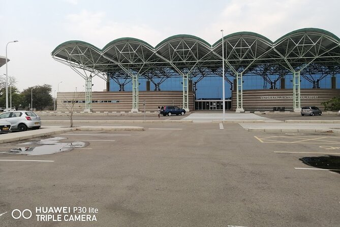 Victoria Falls International Airport Transfers - Pricing and Payment Options