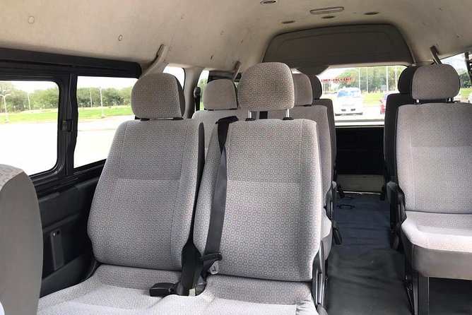 Victoria Falls: Private Airport to Hotel Transfer Service - Service Overview
