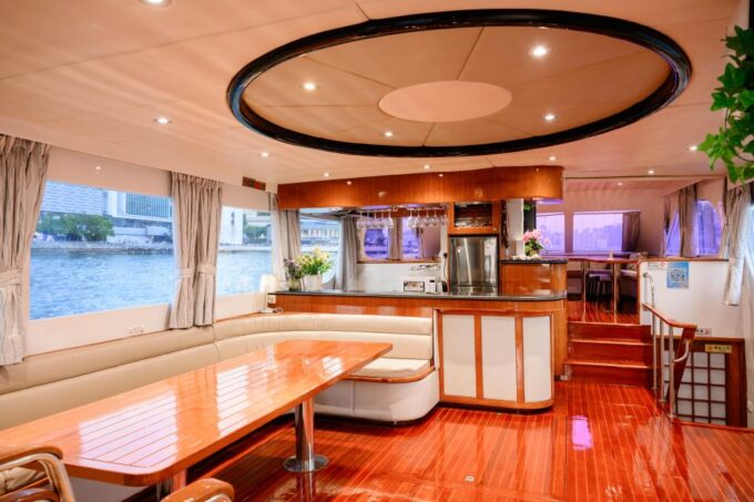 Victoria Harbour: Night Yacht Tour With Stunning Views - Customer Reviews and Ratings