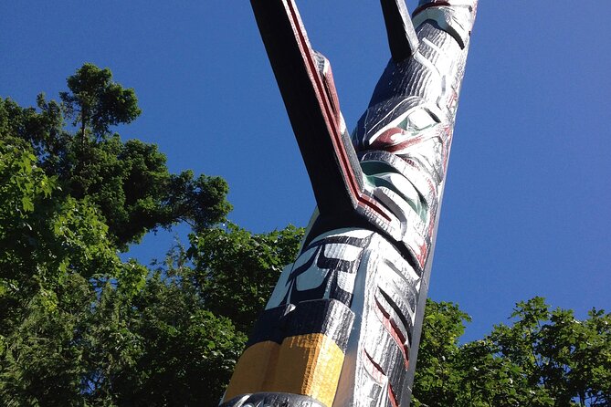 Victoria Pedal Bike Tour - Castles Hoods & Legends | 2.5 Hrs - Discovering Neighborhoods