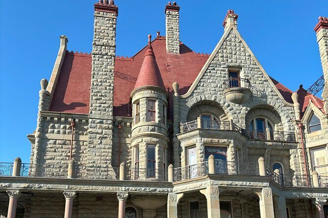 Victoria Private Tour Visiting the City and Butchart Gardens - Final verdict: A worthwhile way to savor Victoria’s highlights without the hassle—especially if you value a personalized touch and stunning scenery.