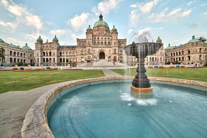 Victoria Tips-Based Walking Tour | 2.5-Hour - Tour Meeting and Pickup