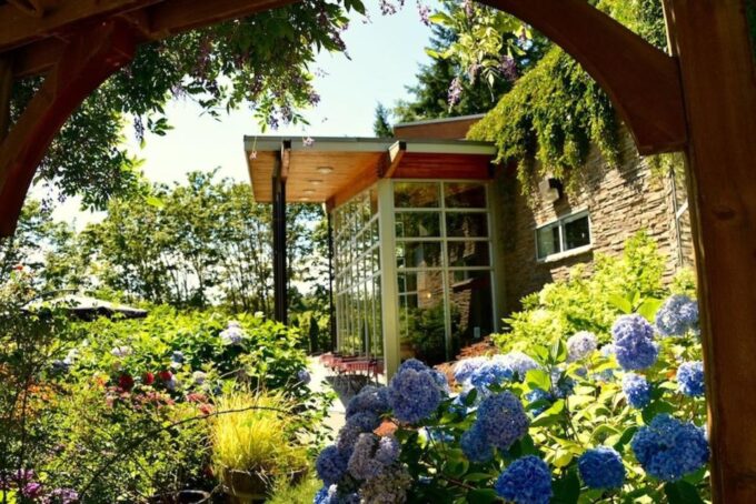 Victoria: Victoria Full Day Guided Wine Tour - Highlights of the Tour