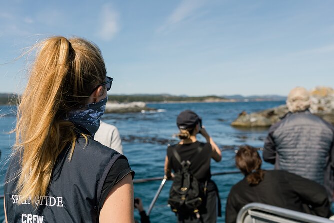 Victoria Whale Watch Tour - Scenic Vancouver Island Views