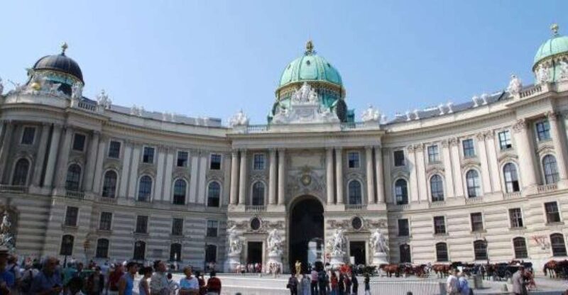 Vienna: 2-Hour Historical Sightseeing Tour - Hofburg Palace and Imperial Treasury
