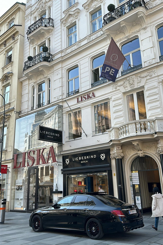 Vienna: Airport Transfer to Vienna City Center - Good To Know