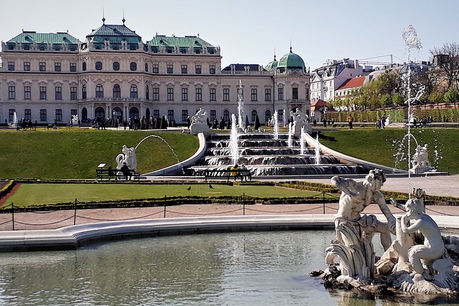 Vienna at First Glance a Private Walking Tour for First Timers - Exploring Hofburg Palace