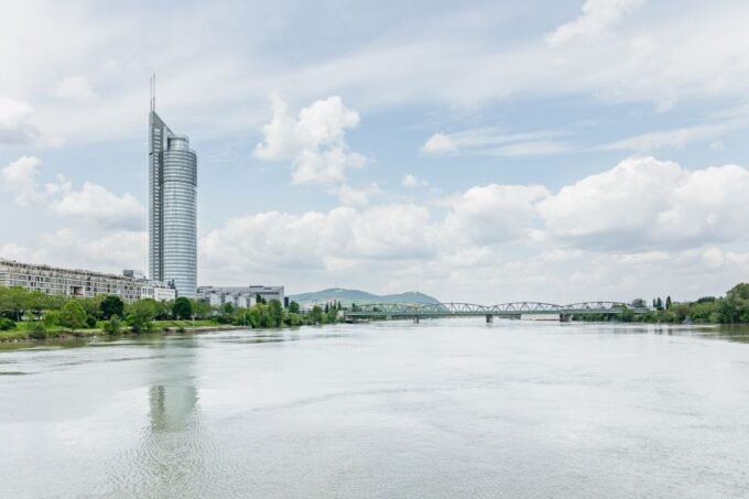 Vienna: Boat Cruise on the Danube Canal With Optional Lunch - Accessibility and Restrictions