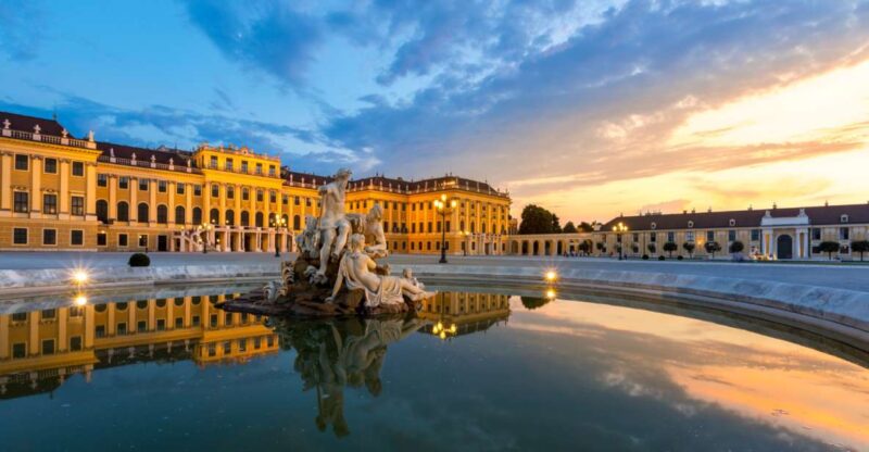 Vienna: Christmas Market Magic With a Local - Savoring Viennese Culinary Delights