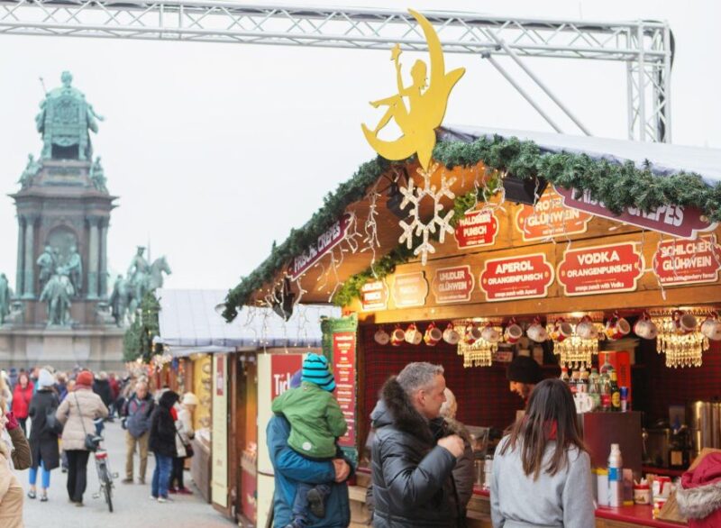 Vienna: Christmas Markets Festive Digital Game - Booking and Cancellation Policy
