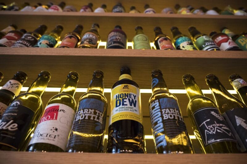 Vienna: Craft Beer Tasting Experience With Local Snacks - Duration and Language of Experience