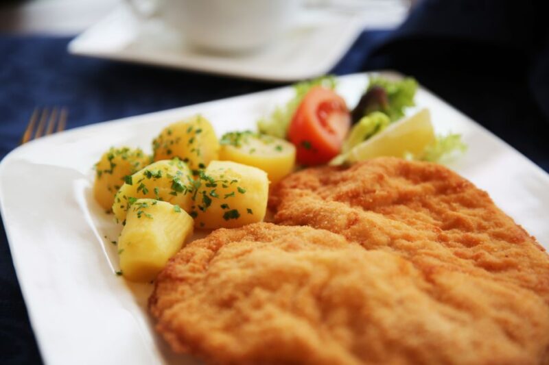 Vienna: Cruise and Schnitzel Tour - Booking and Cancellation