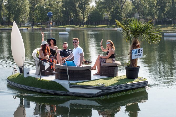 Vienna: E-Boat Rental on Danube: Private Floating Island - Accessibility and Meeting Details