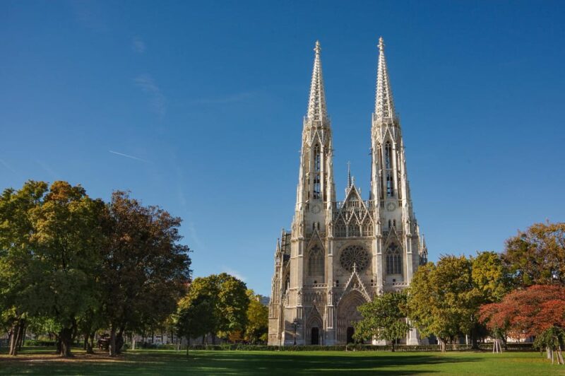Vienna Emperor Route: Walking Tour With Audio Guide on App - Multilingual Accessibility