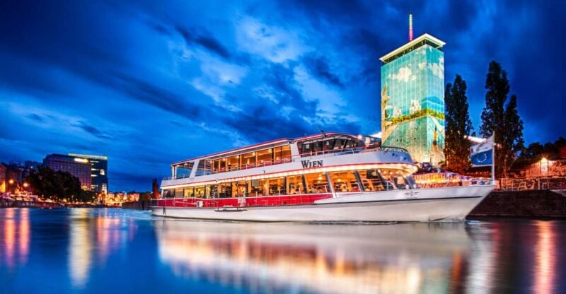 Vienna: Evening Cruise Along The Danube - Key Points