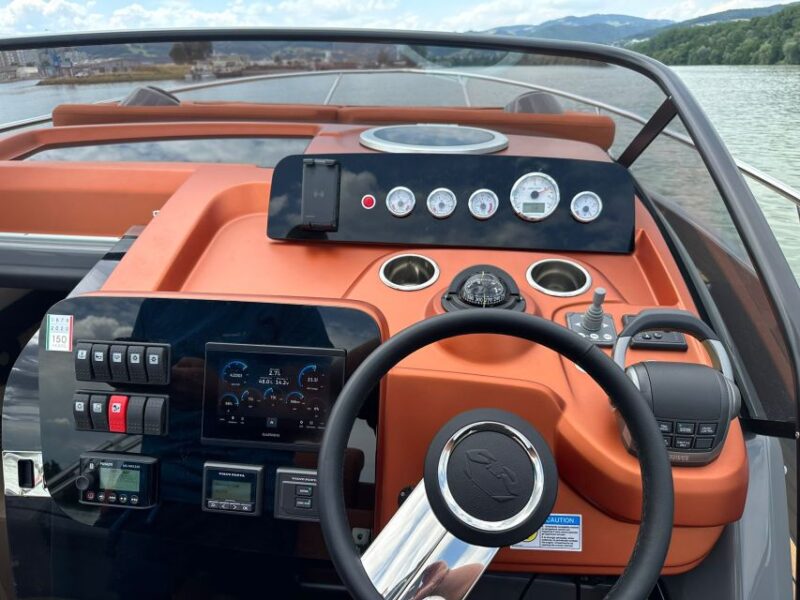 Vienna: Exclusive Yacht Trip on the Danube - Highlights of the Experience