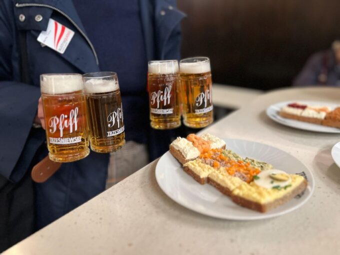 Vienna Food Experience: Private Tour - Experiencing Historic Viennese Restaurants