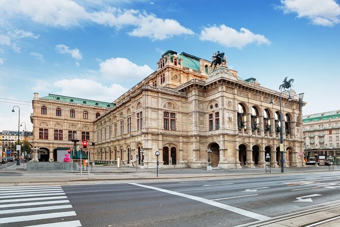 Vienna: Freud, Mozart & Beethoven Quest Experience - Key Features