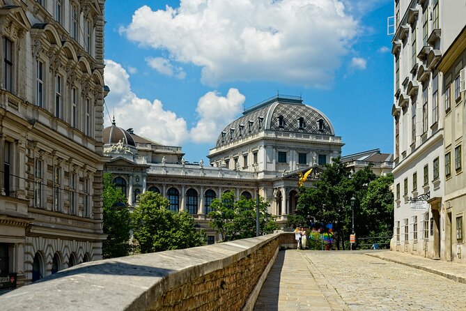Vienna: Freud, Mozart & Beethoven Quest Experience - Exploring Historical Landmarks