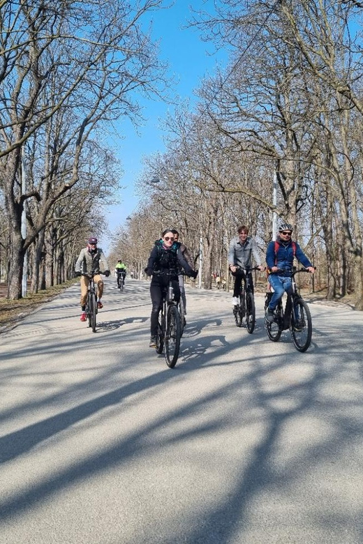 Vienna: Guided E-Bike Tour - Activity Highlights