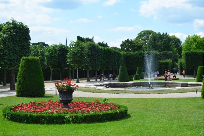Vienna Guided Tour to Schönbrunn Palace and Gardens With Tickets - Preparing for the Tour