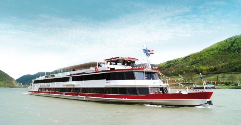 Vienna: Heurigen Cruise With Viennese Songs and Buffet - Buffet Dinner on the Riverboat