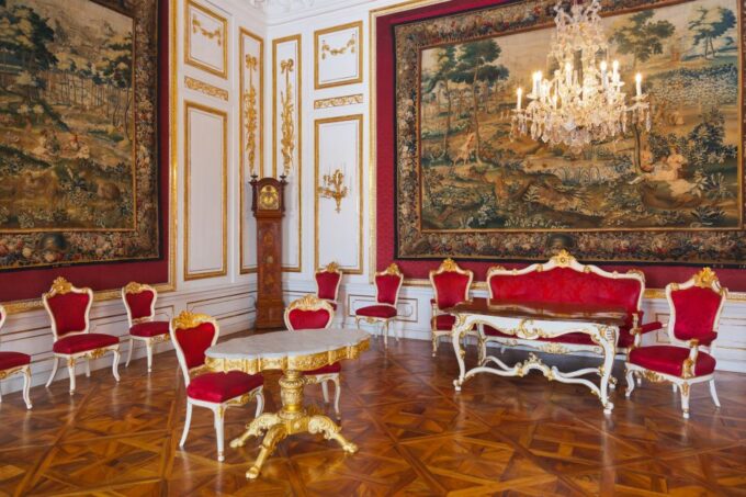 Vienna: Hofburg Palace and Sisi Museum Skip-the-Line Tour - Tour the Imperial Apartments