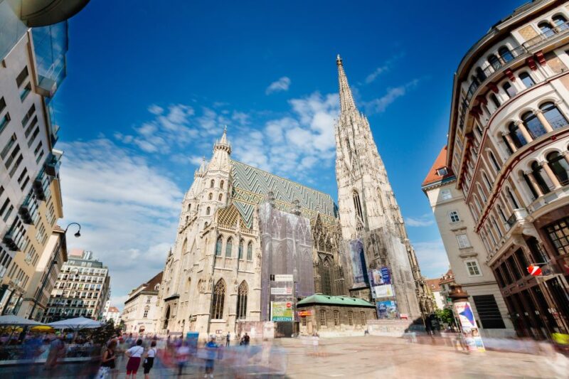 Vienna: Hop-On Hop-Off Sightseeing Bus Tour - Meeting Point Location